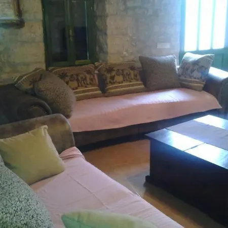 In Bratulici Mit Privatem Pool By Interhome בית נופש *